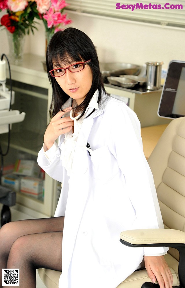 Yumi Kashiwagi - Twins Ass Mp4 No.cbe1fb