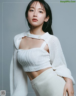 Riho Yoshioka 吉岡里帆, SPRiNG Magazine 2021.07